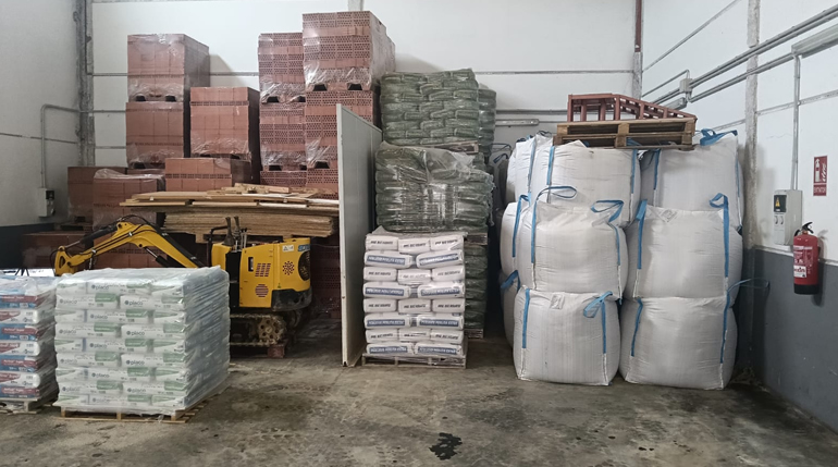 materiales de concreto ocre